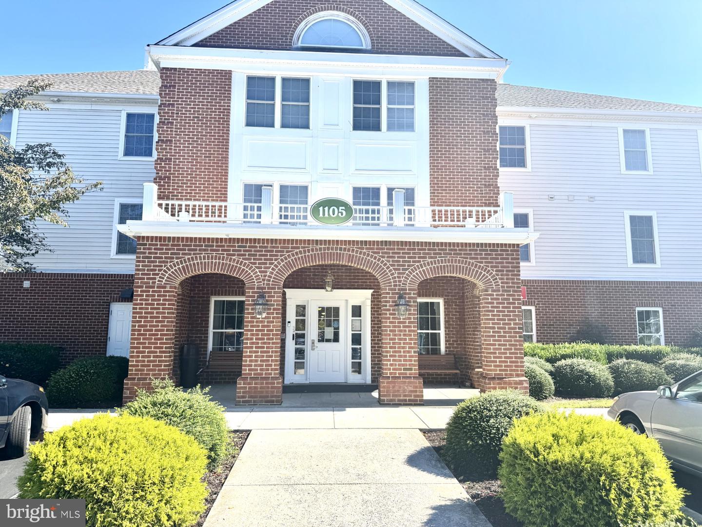 1105 S Schumaker Drive #b-200