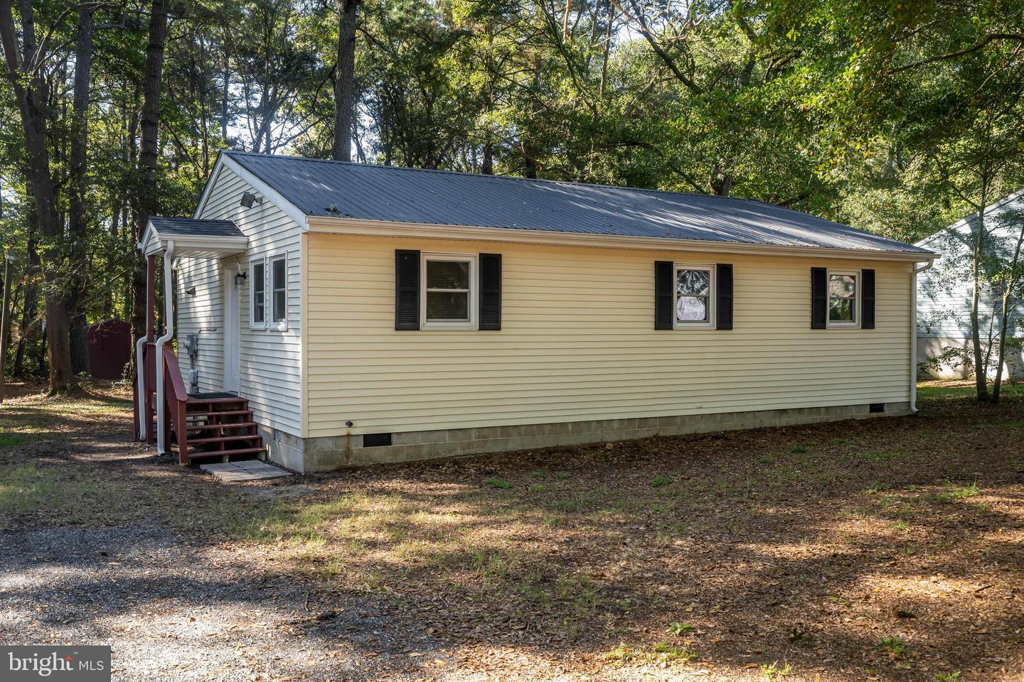 414 Sarah Lane, Salisbury