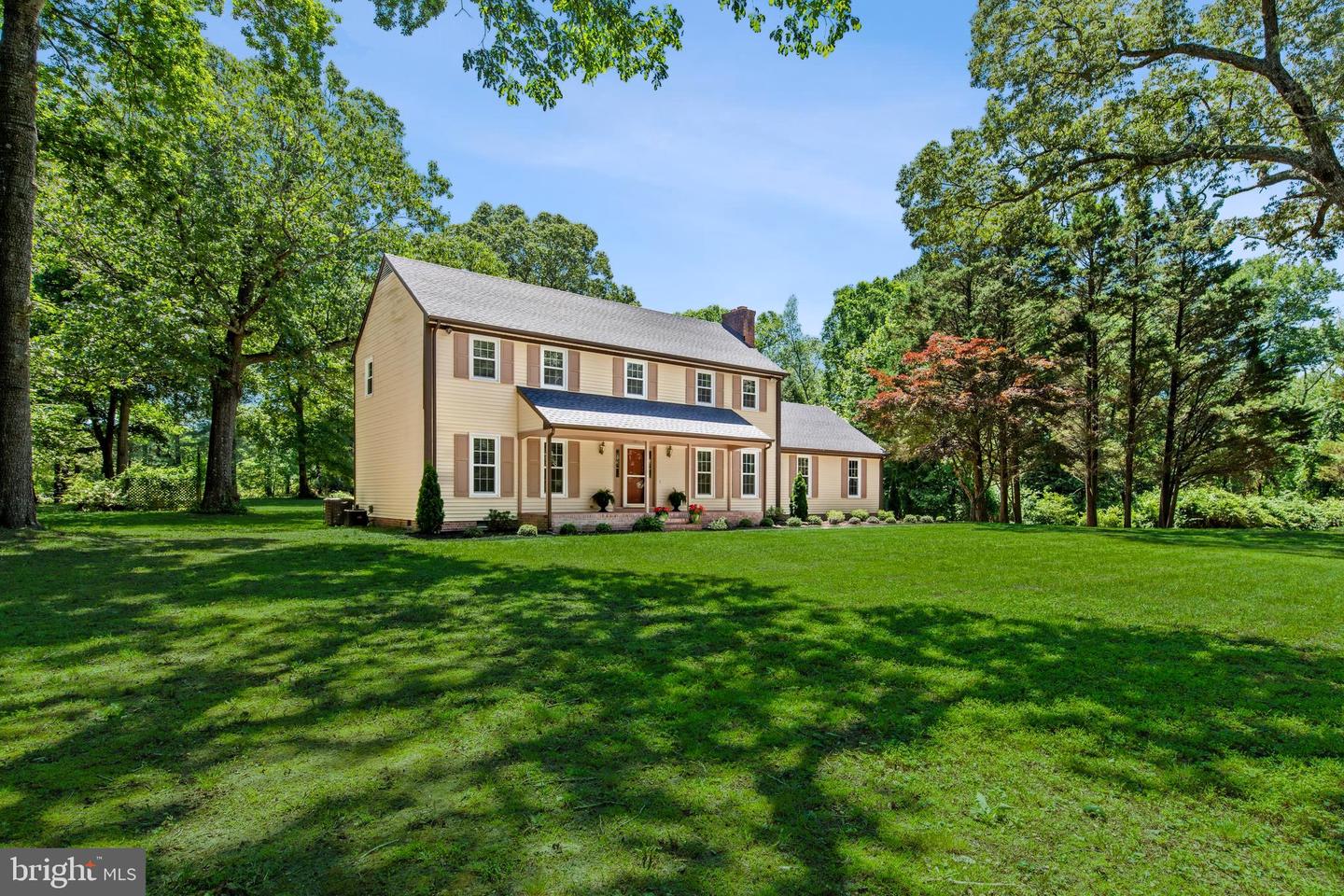 1011 Hinman Lane