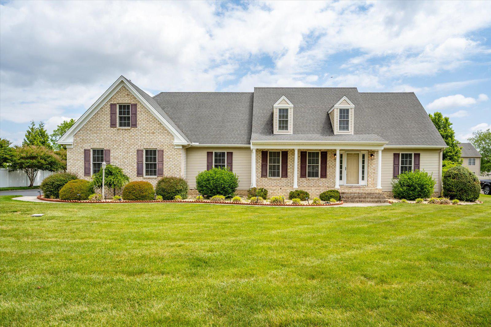 27457 Equestrian Drive, Salisbury