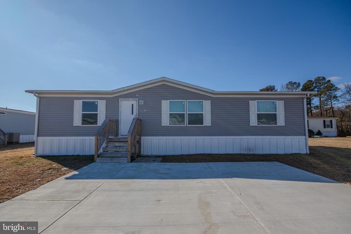 35073 Bracken Court, Pittsville