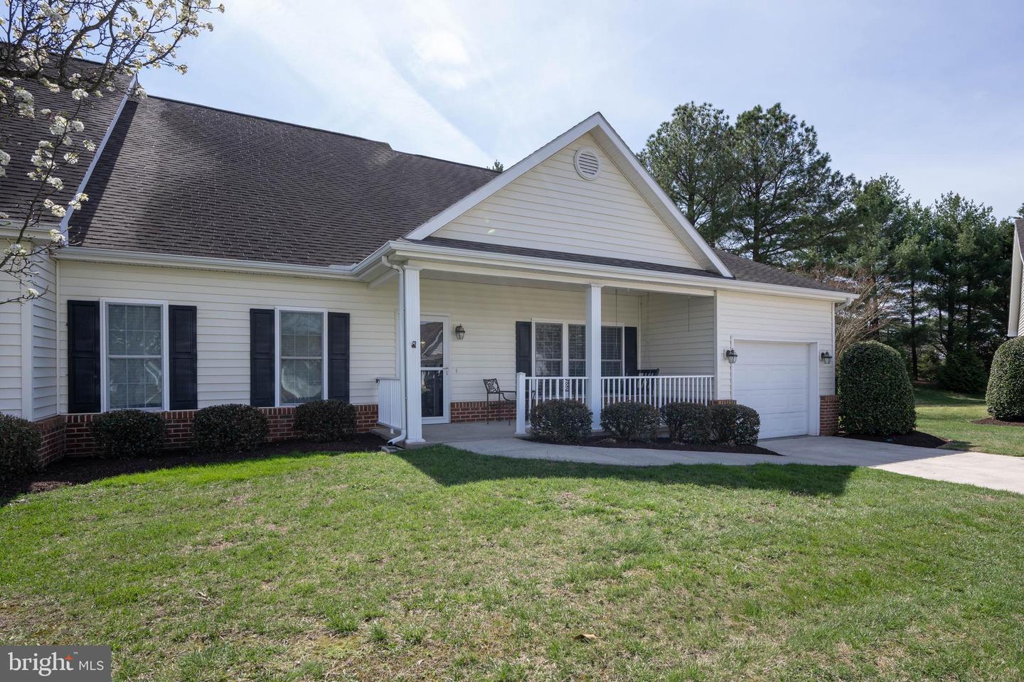 929 Winding Way, Salisbury