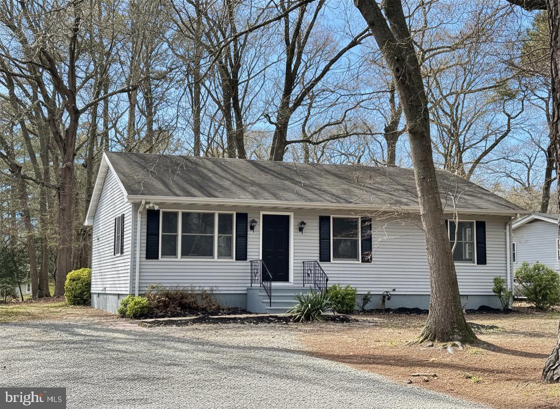 7592 Buckman Avenue, Salisbury