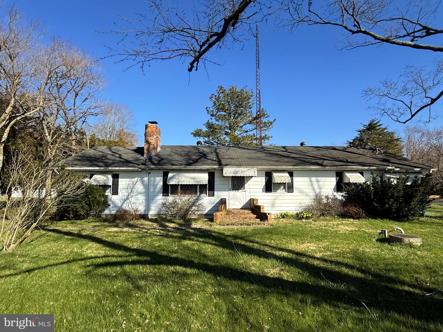 7592 Green Lewis Rd