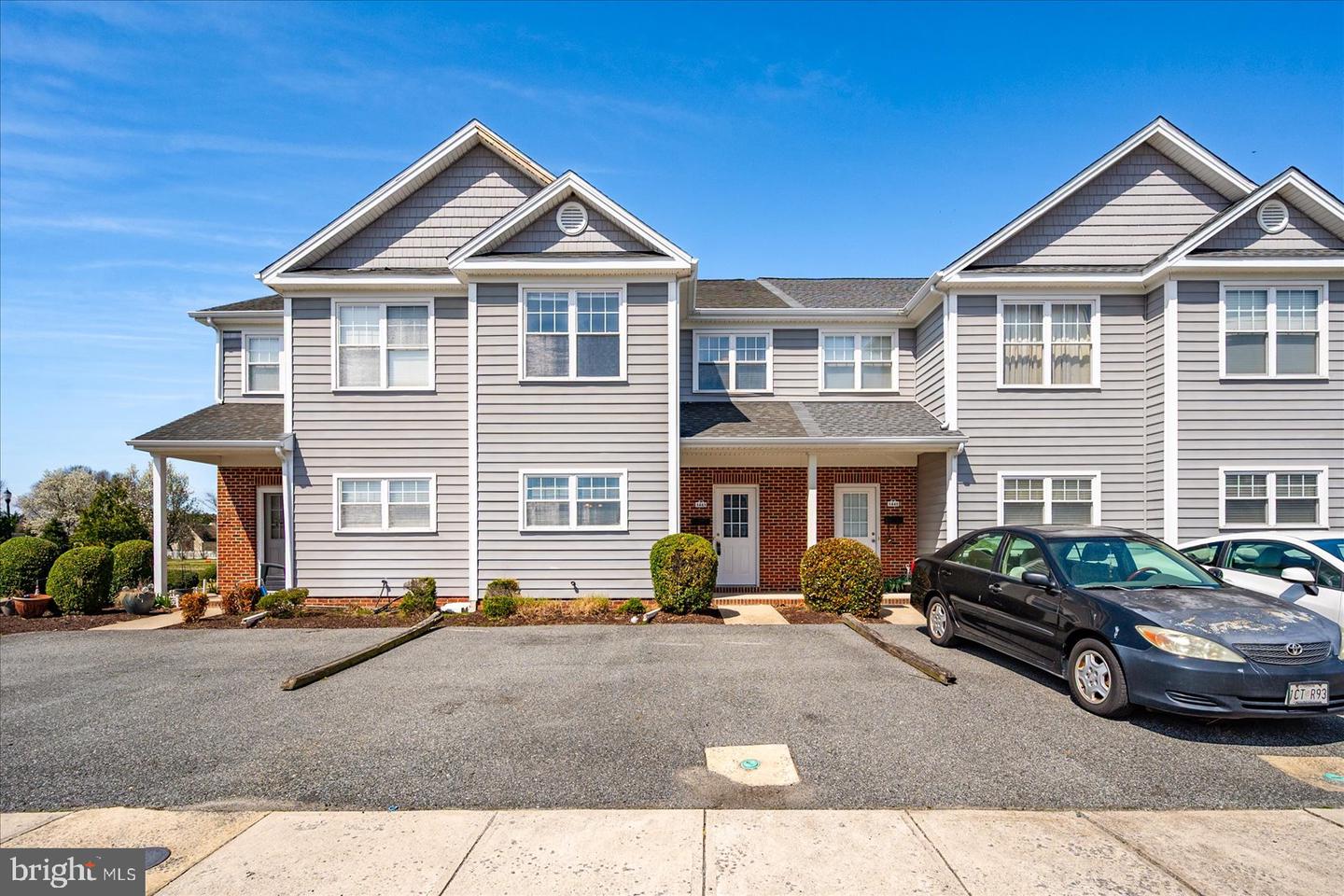 1443 Hidden Meadow Lane