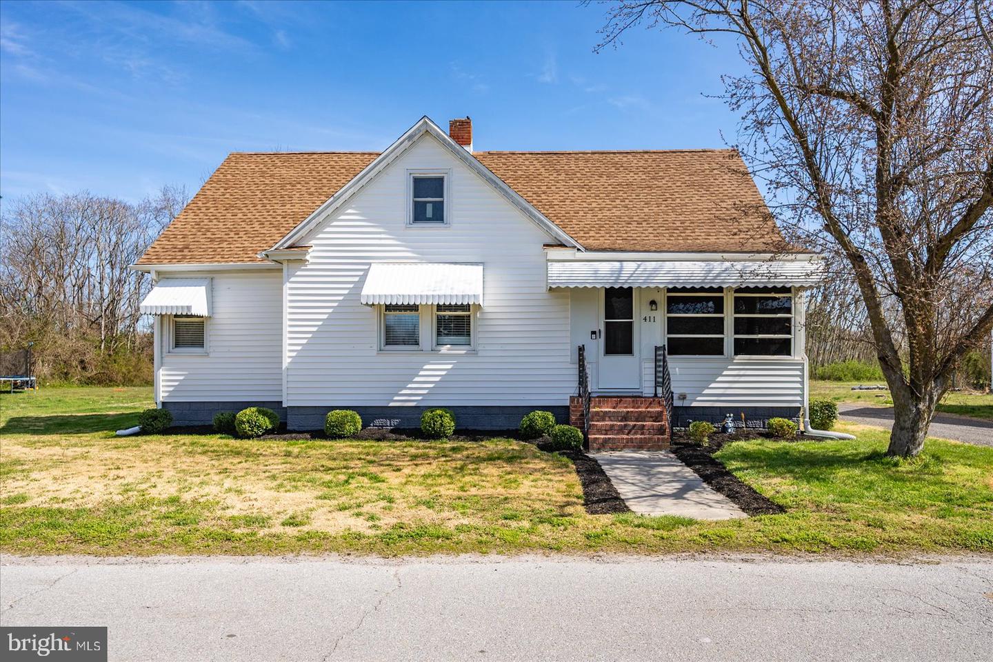 411 E Walnut Street