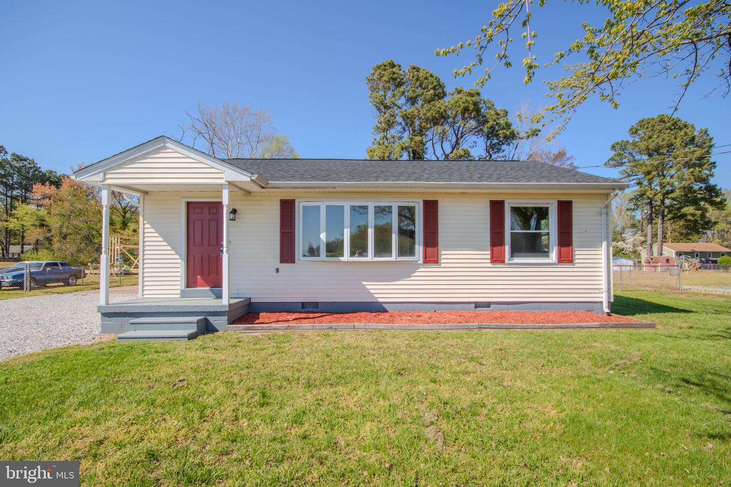 27520 Log Cabin Road, Salisbury