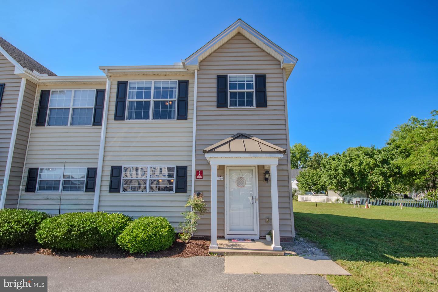1144 Fairview Lane #1144