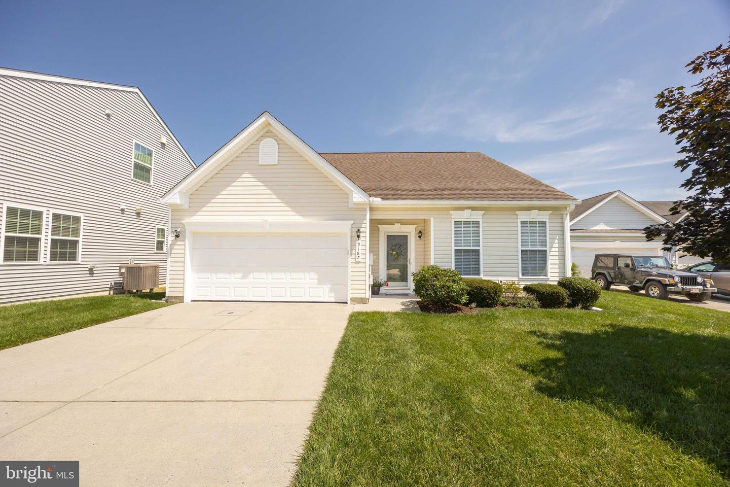 9187 Clubhouse Drive