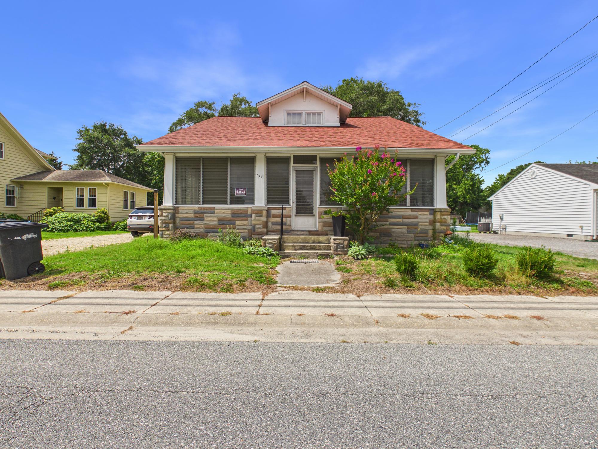 310 Lillian Street, Hebron