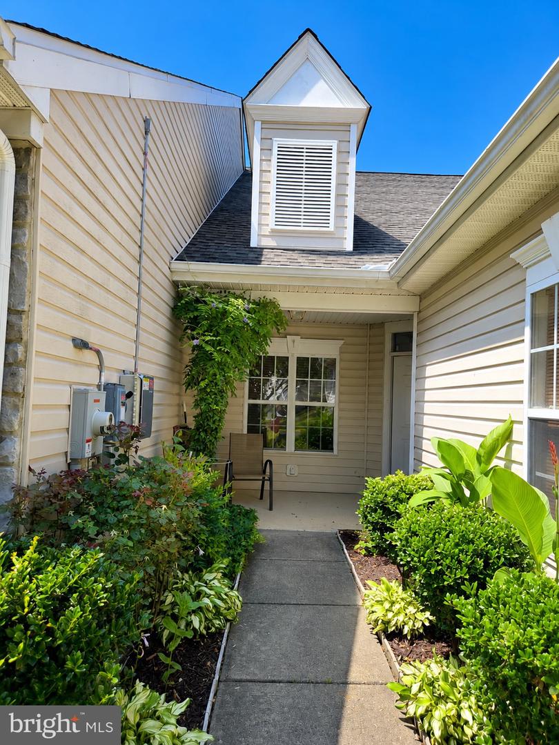 9036 Executive Club Drive