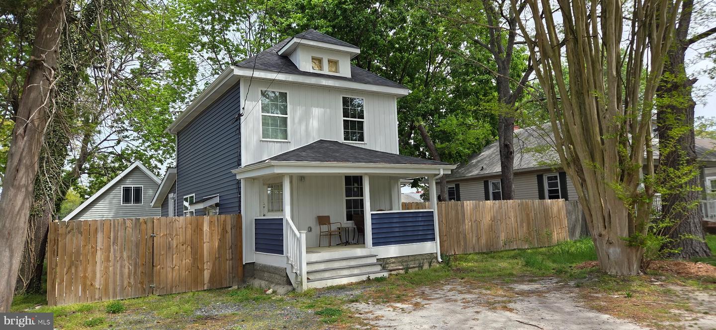 505 E Lincoln Avenue