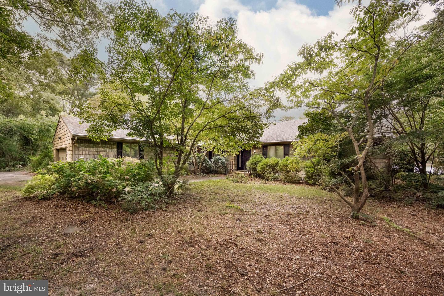 8000 Pintail Drive