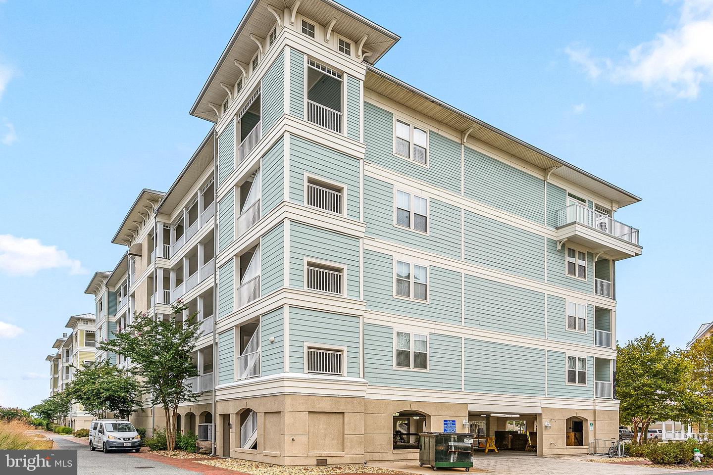 37 Fountain Drive W #5d, Ocean City