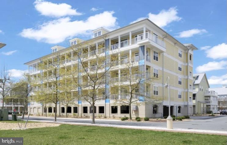 35 Fountain Drive W #3e, Ocean City