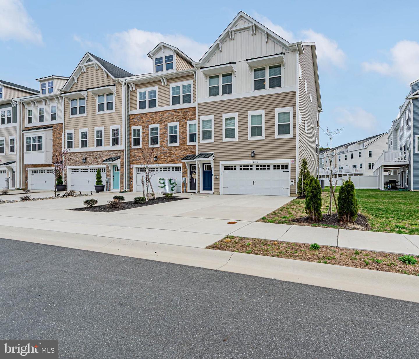 12437 Oak Leaf Lane #6, Berlin