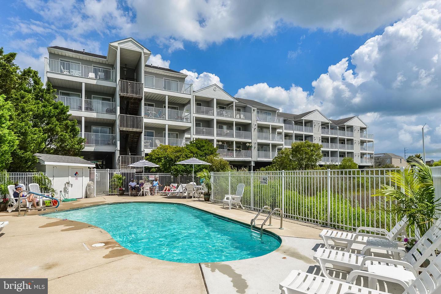 105 59th Street #201, Ocean City