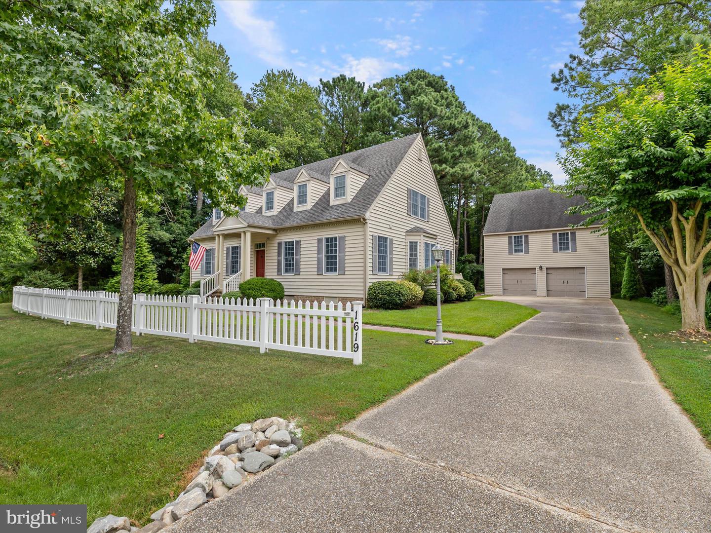 1619 Mercers Way, Berlin