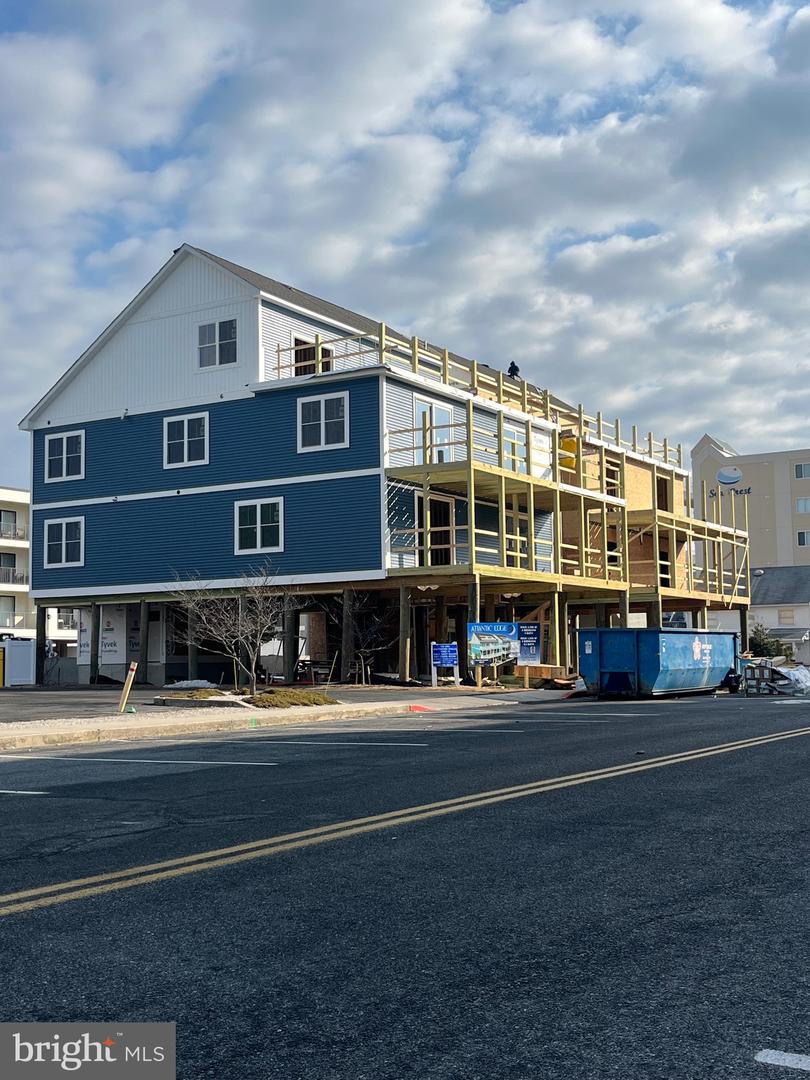 14 142 Street