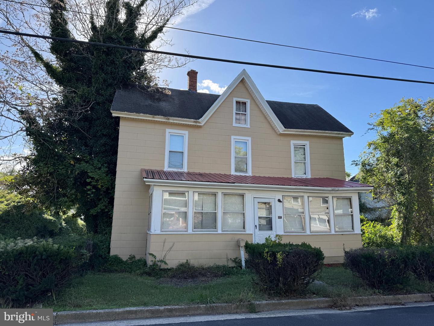 111 N Ross Street