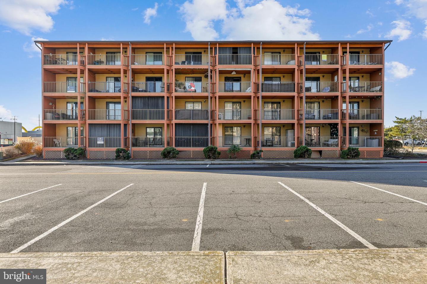 203 33rd Street #104