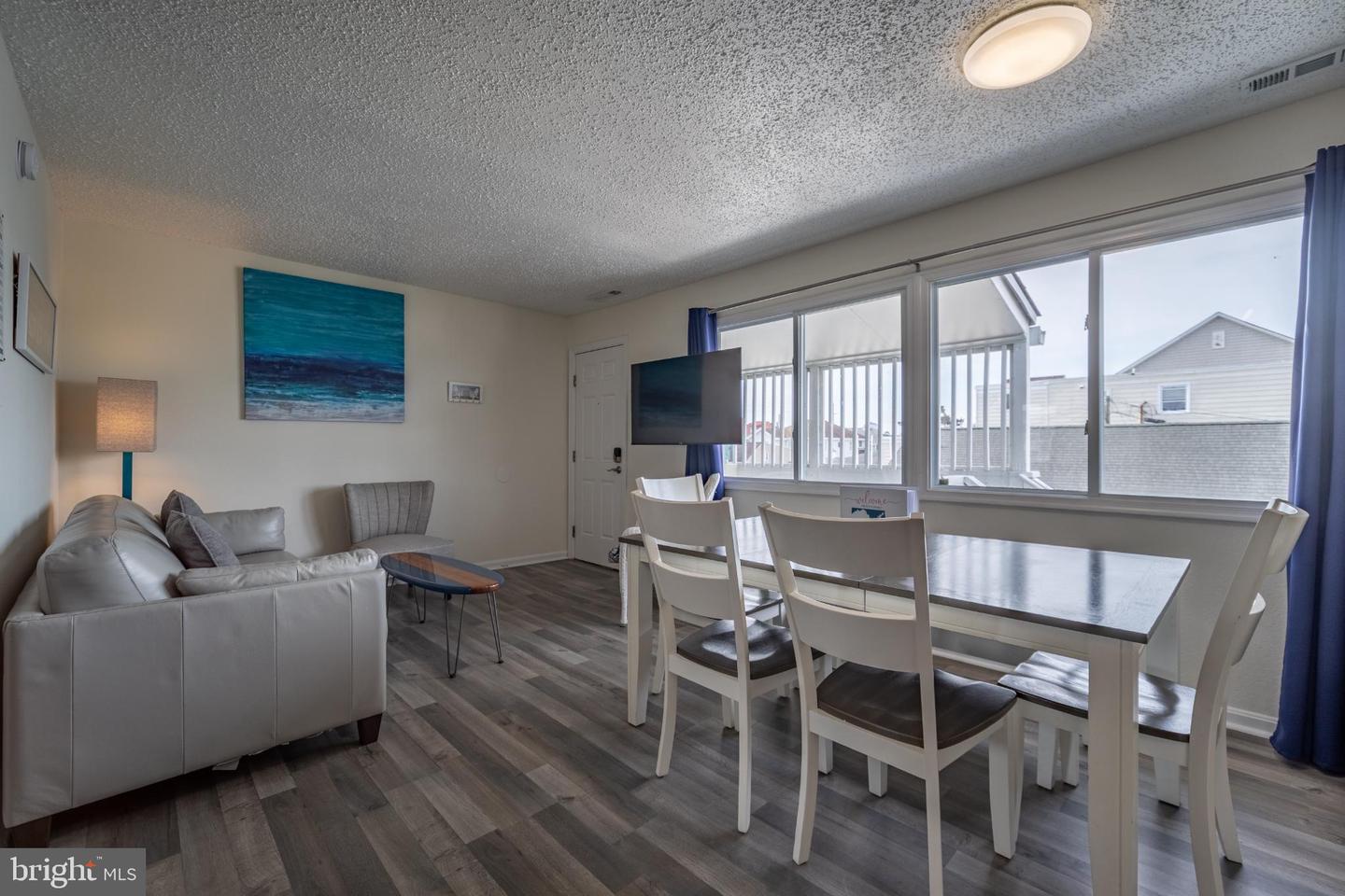 207 8th Street #201w