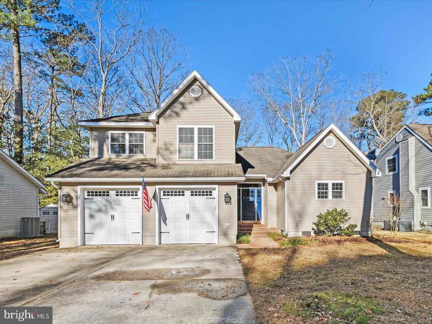 8 Edgewood Dr
