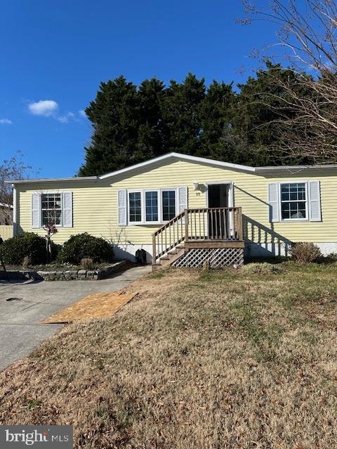 15 Anchor Way Drive