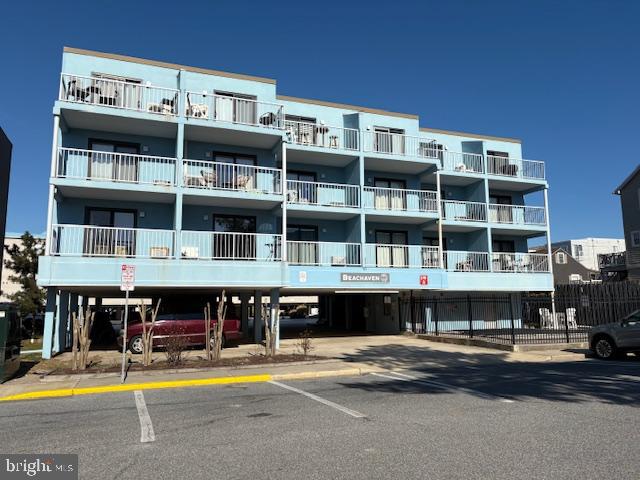 10 40th Street #106