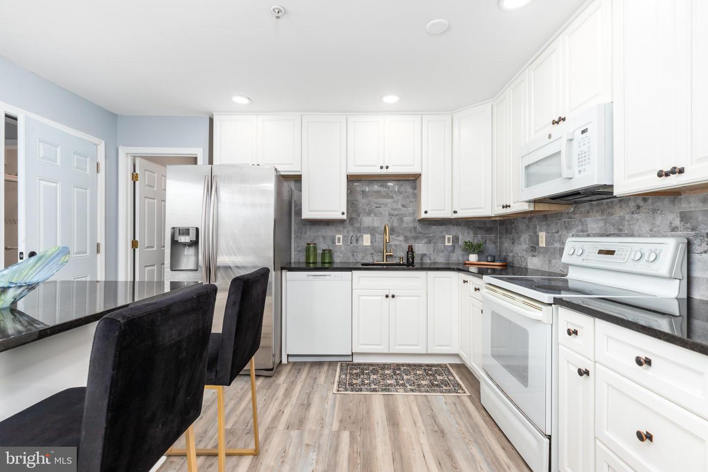 11602 Masters Lane #120