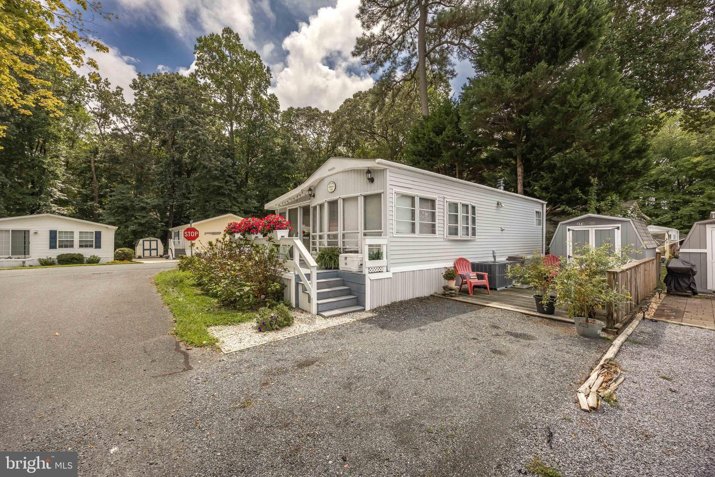 273 Woodhaven Court, Berlin