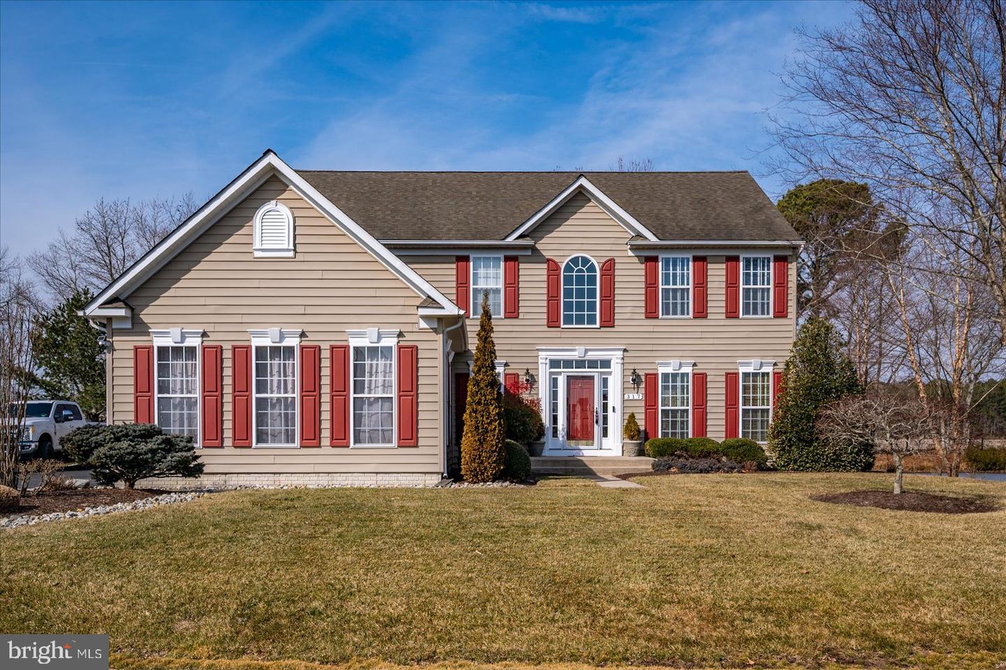 317 Powell Circle, Berlin