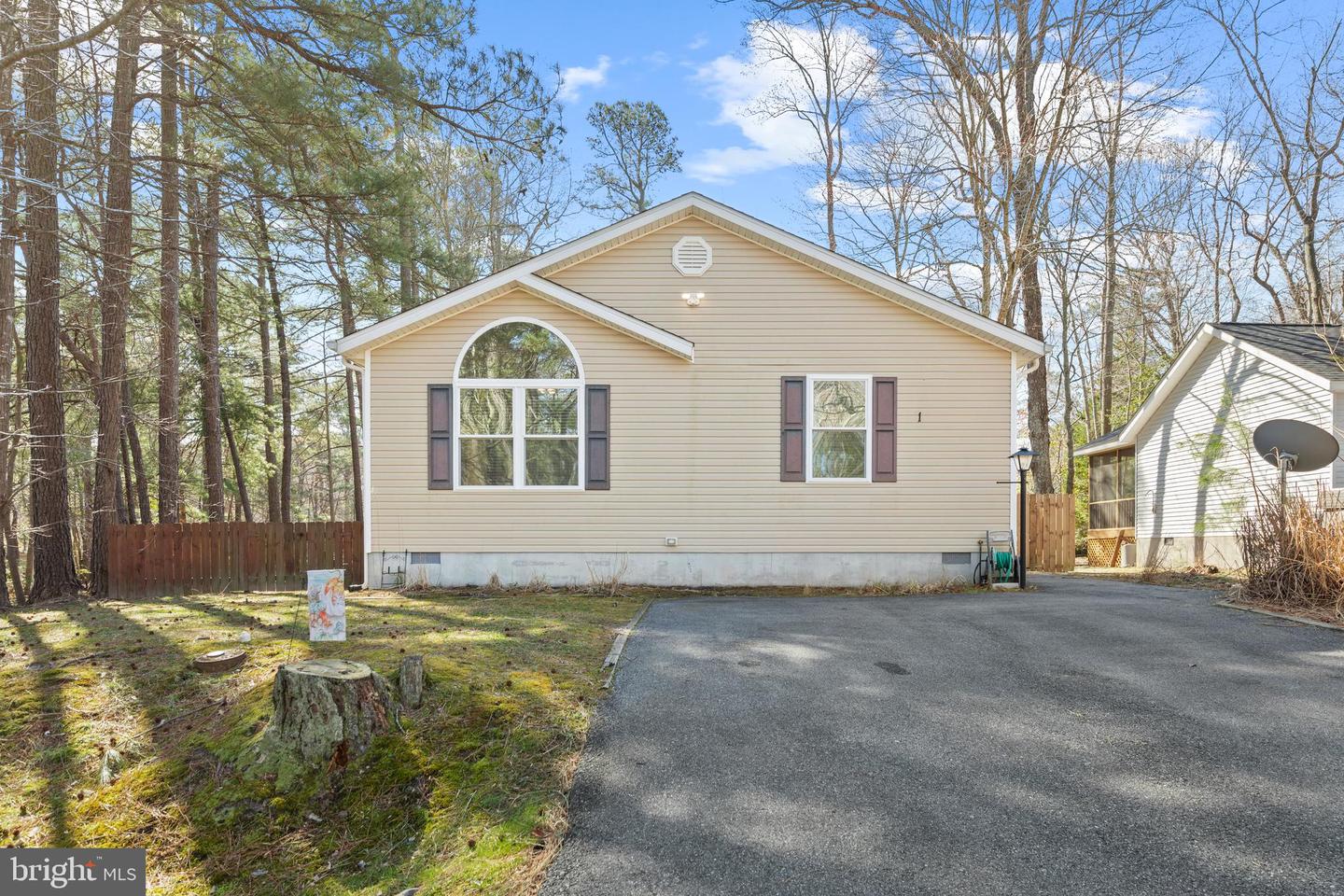 1 Surfers Way, Ocean Pines