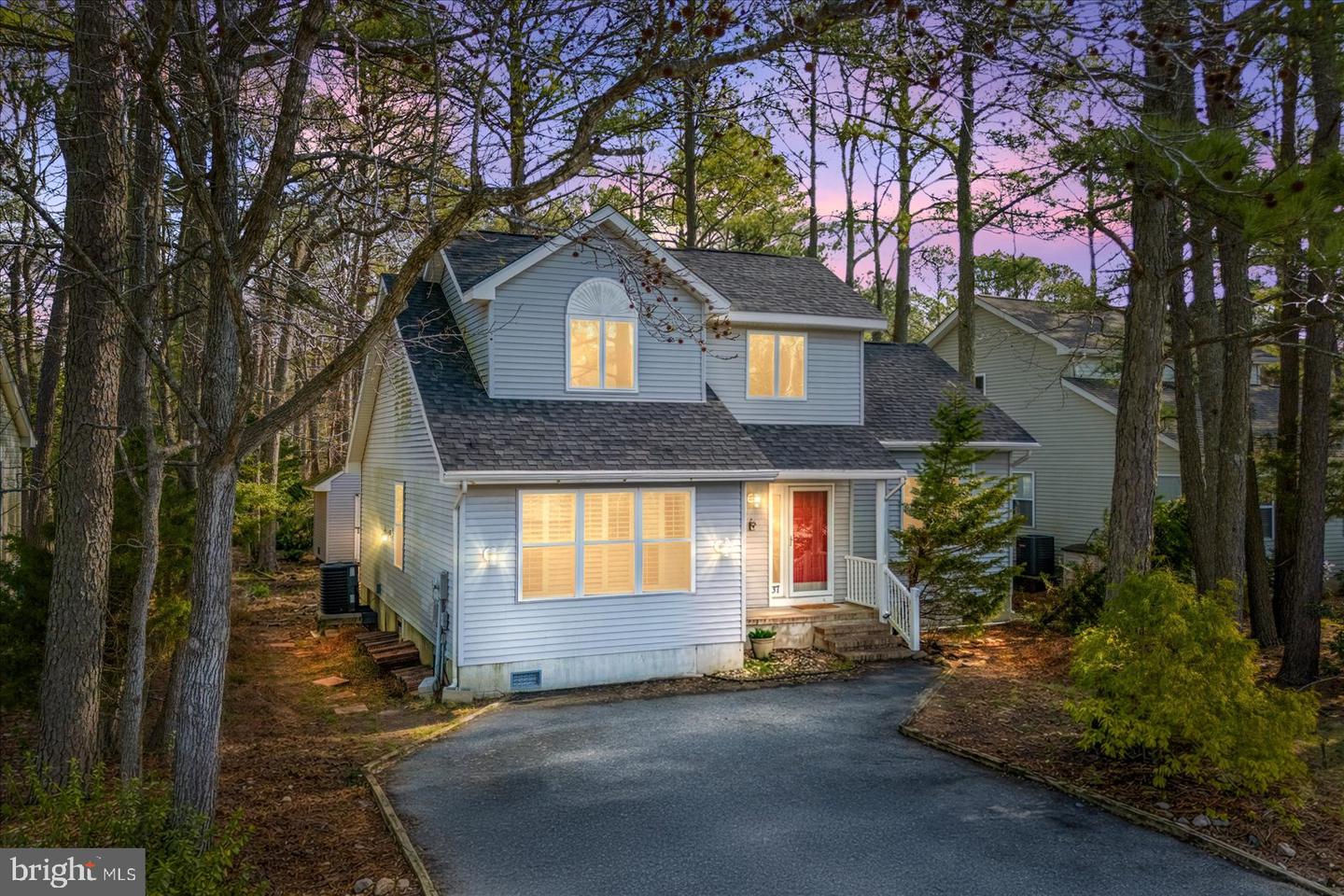 37 Watertown Road