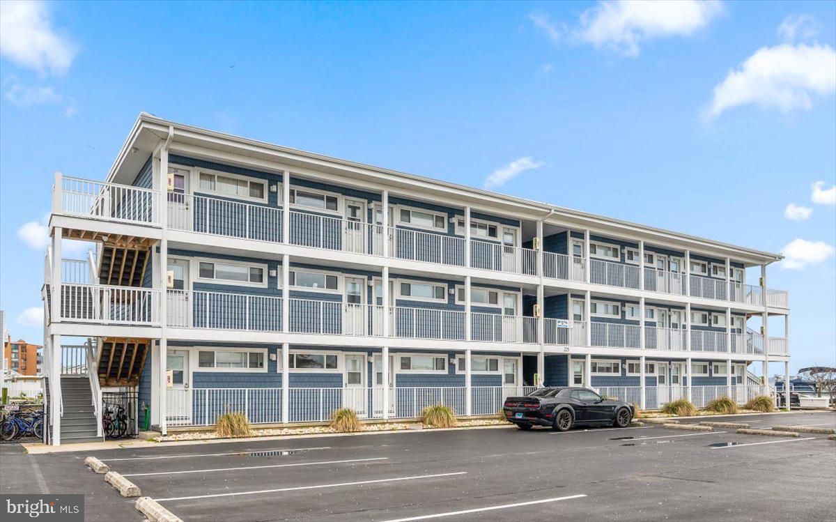 225 26th Street #21