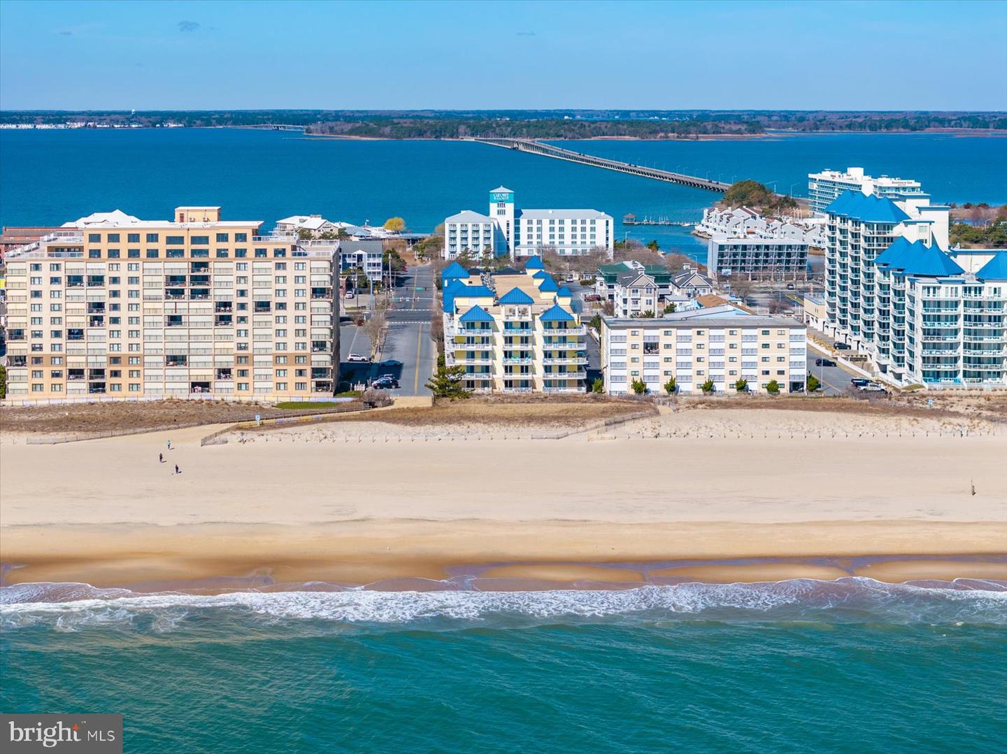 5901 Atlantic Avenue #404