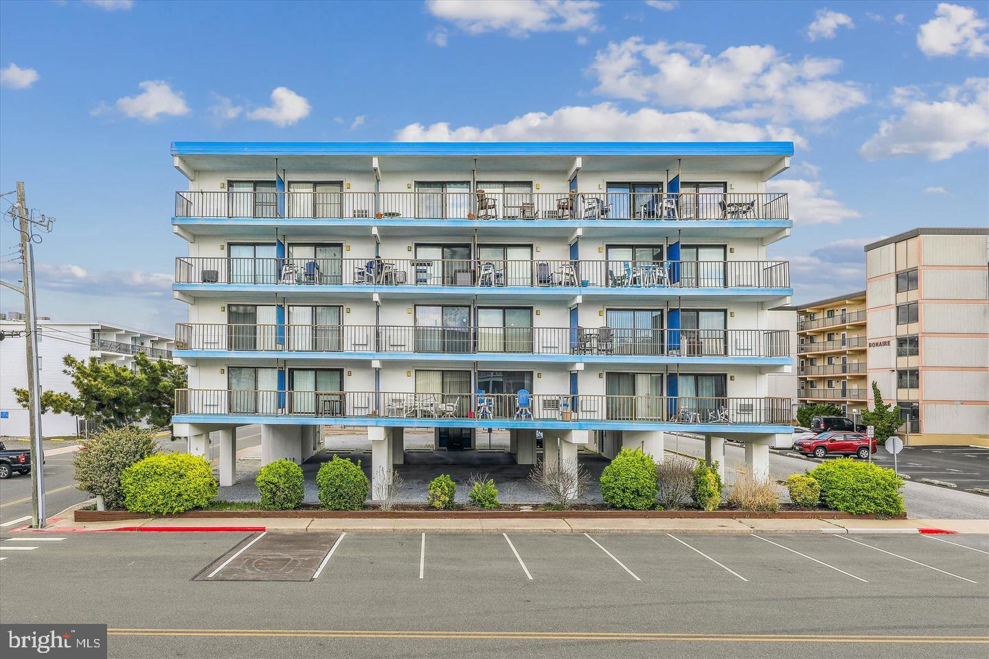6 126th Street NW #204s