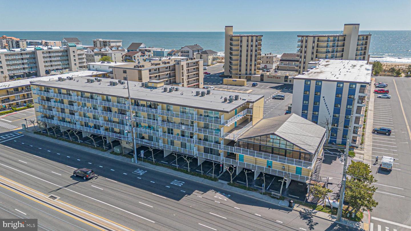 13500 Coastal Highway #202