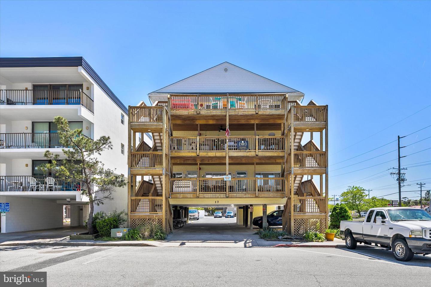 17 143rd Street #202