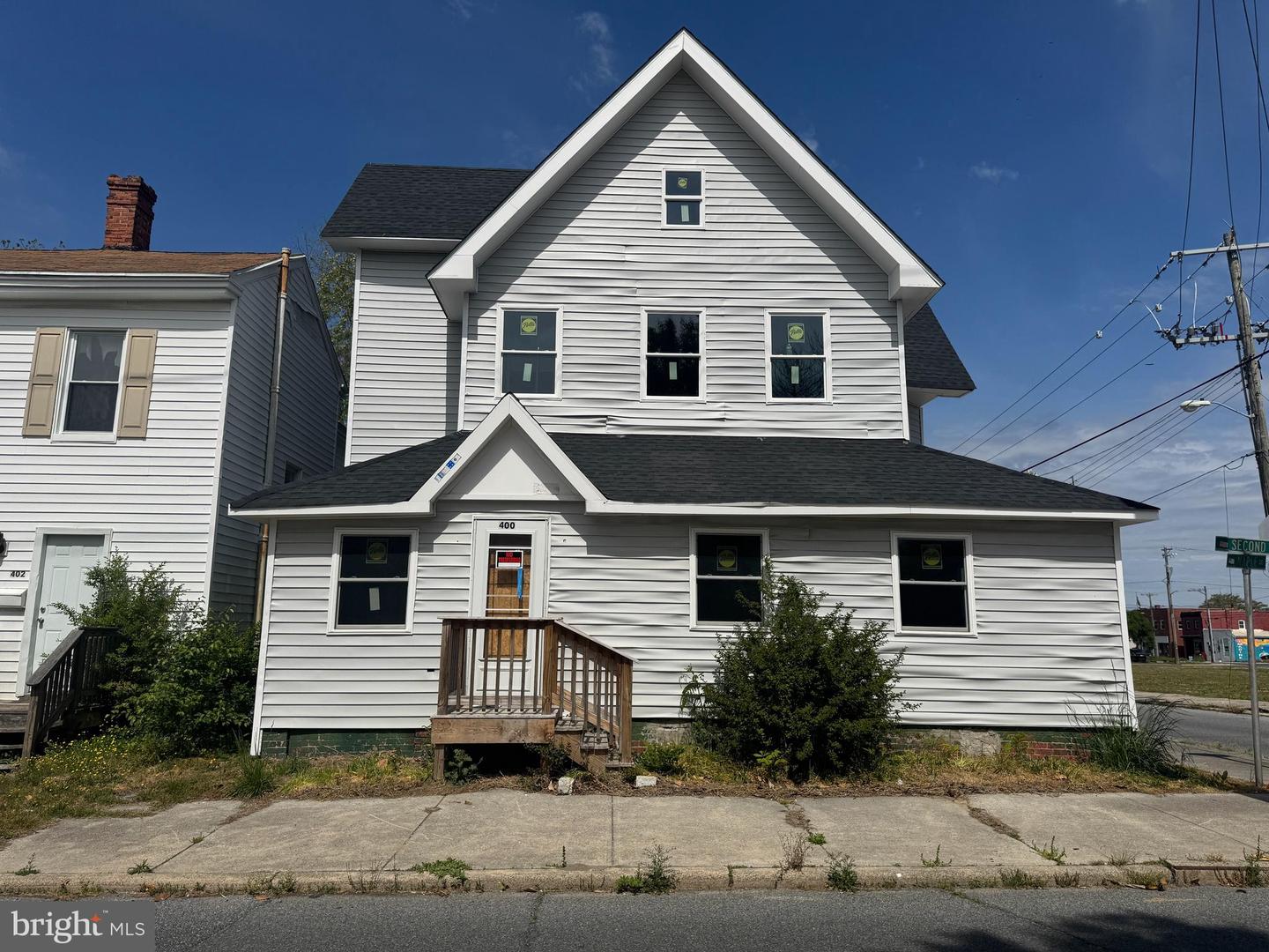 400 2nd Street