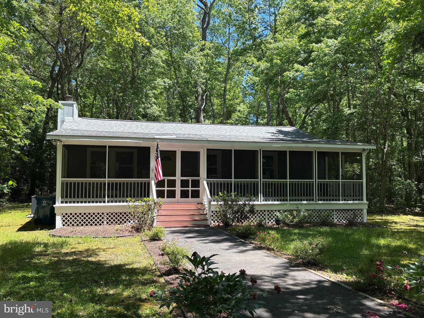 126 Camelot Circle