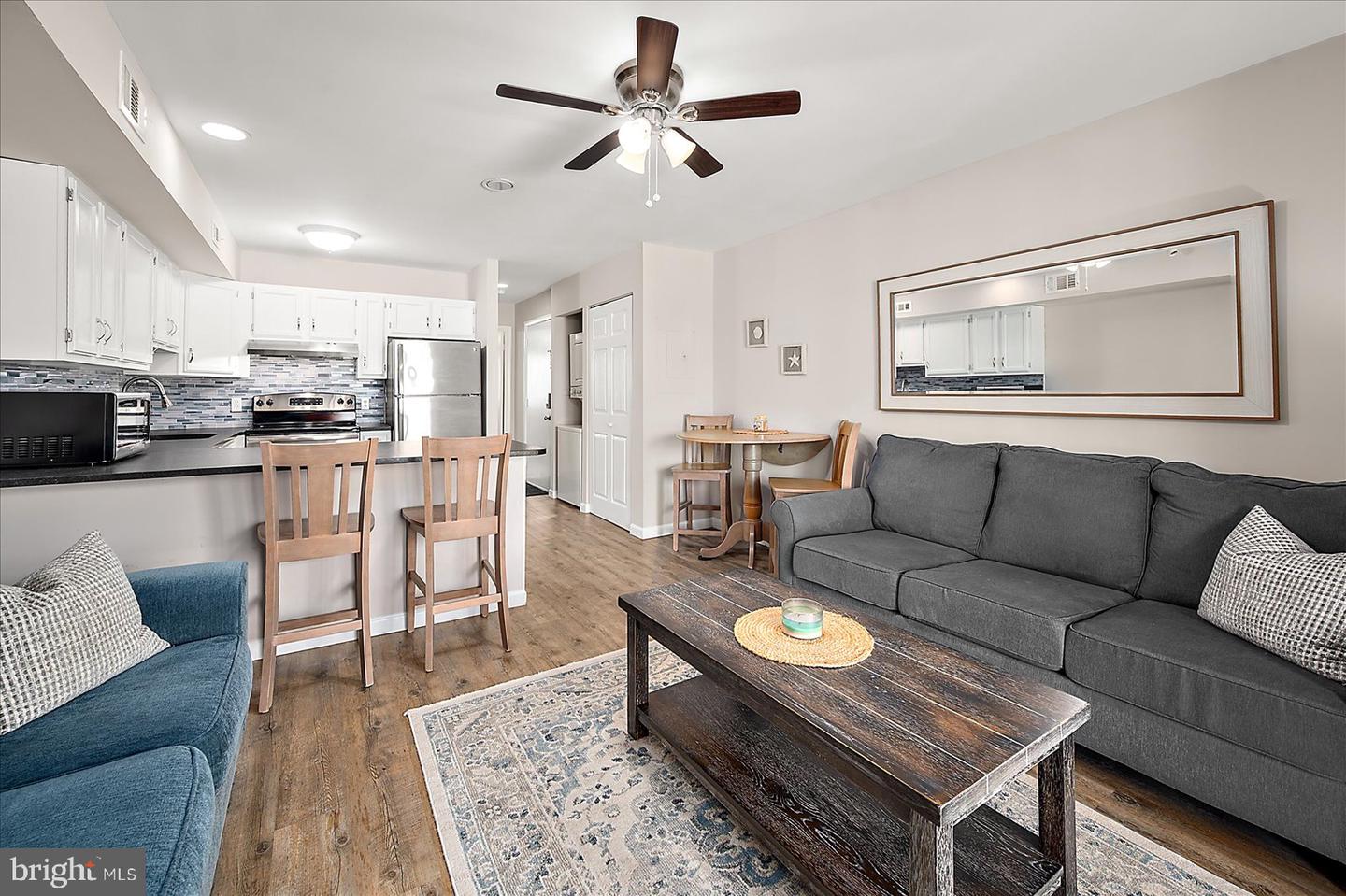 12300 Jamaica Avenue #207