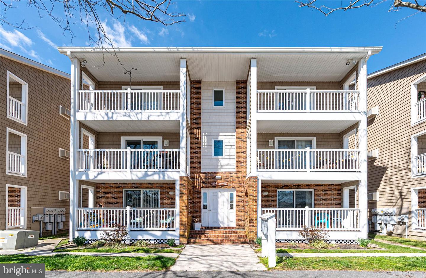 14405 Lighthouse Avenue #112