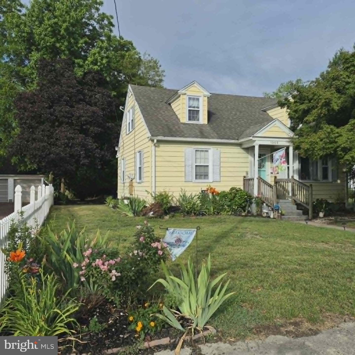 1008 Cedar Street