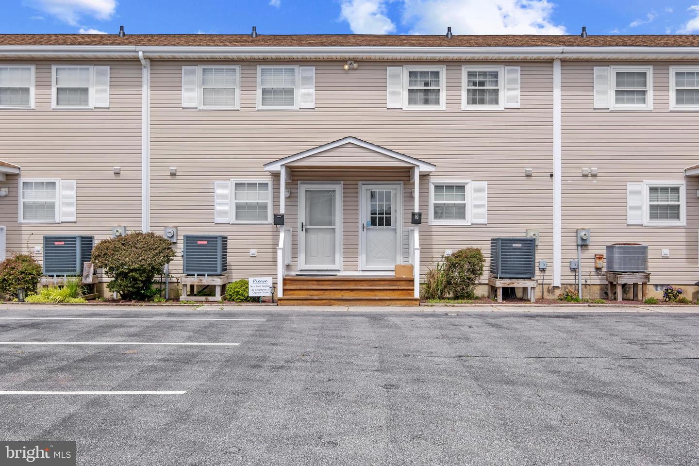 2807 Plover Dr # 4