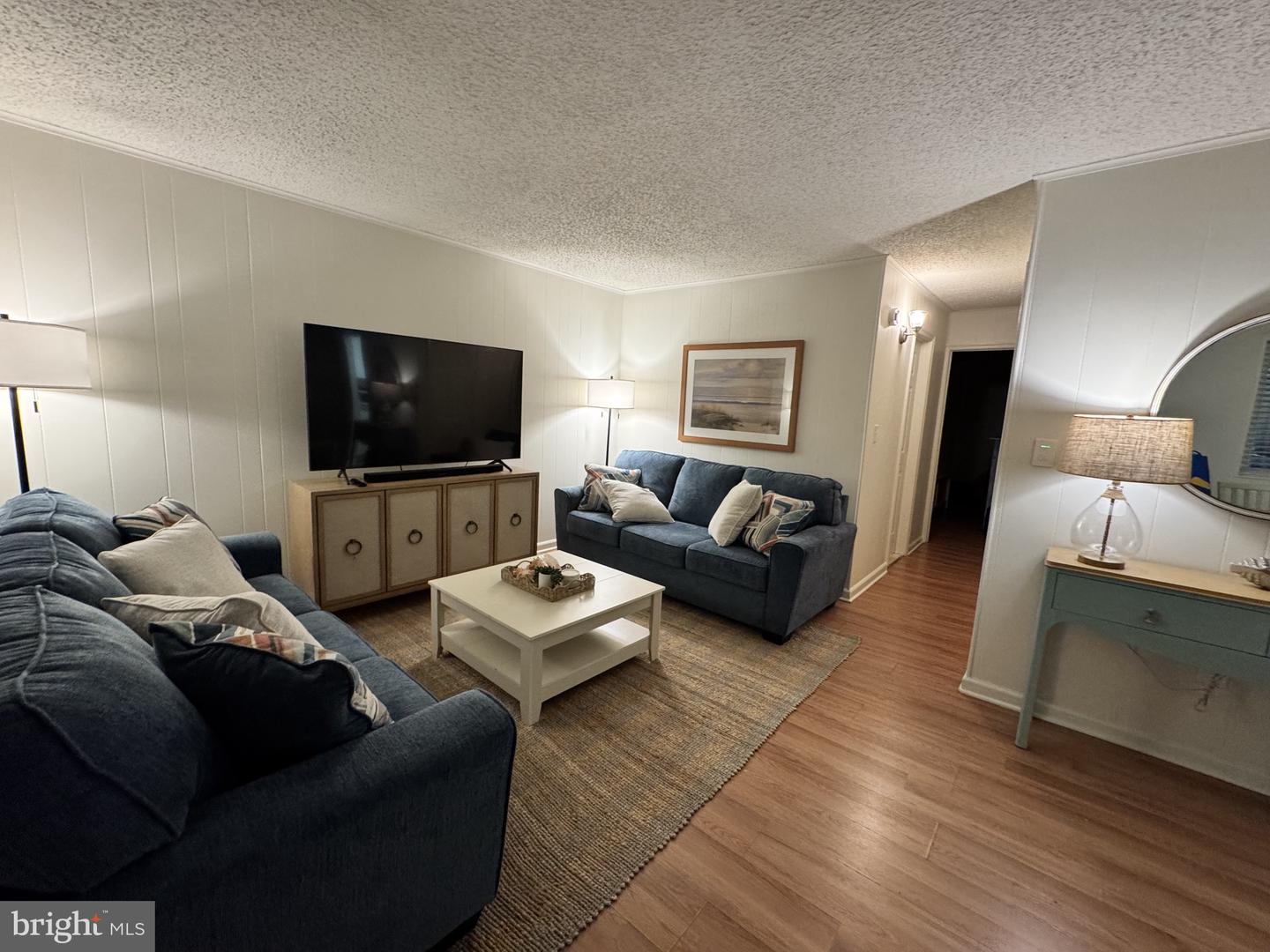 413 Robin Drive #305