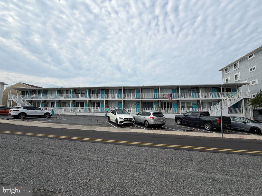 7 45th Street #209