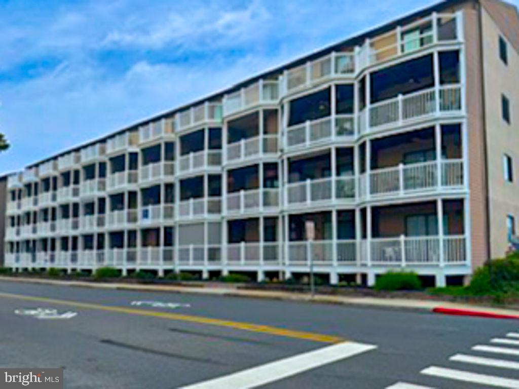 12300 Jamaica Avenue #105
