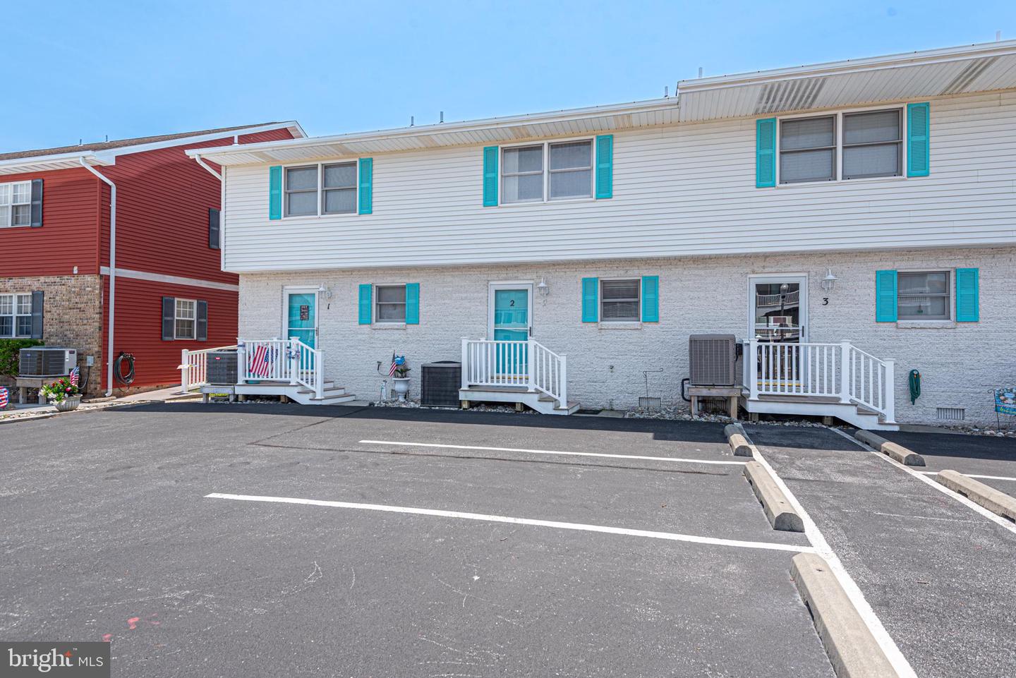 607 Bayshore Court #2