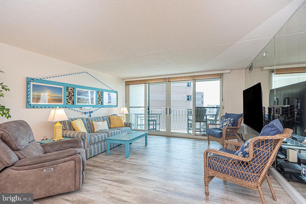 10700 Coastal Highway #2006